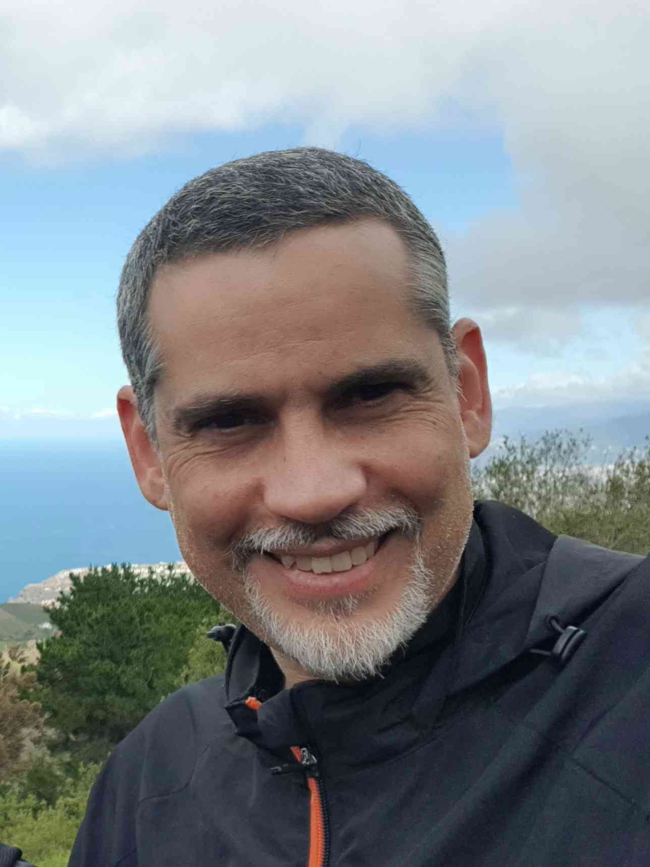 Leopoldo Manuel